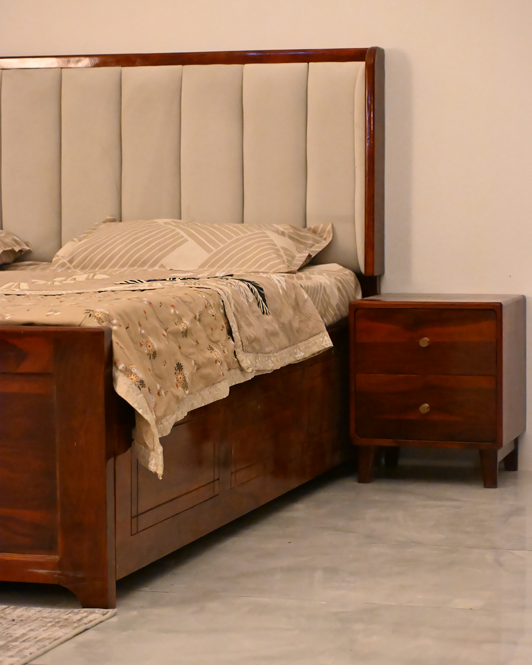 Classic Royal Bed