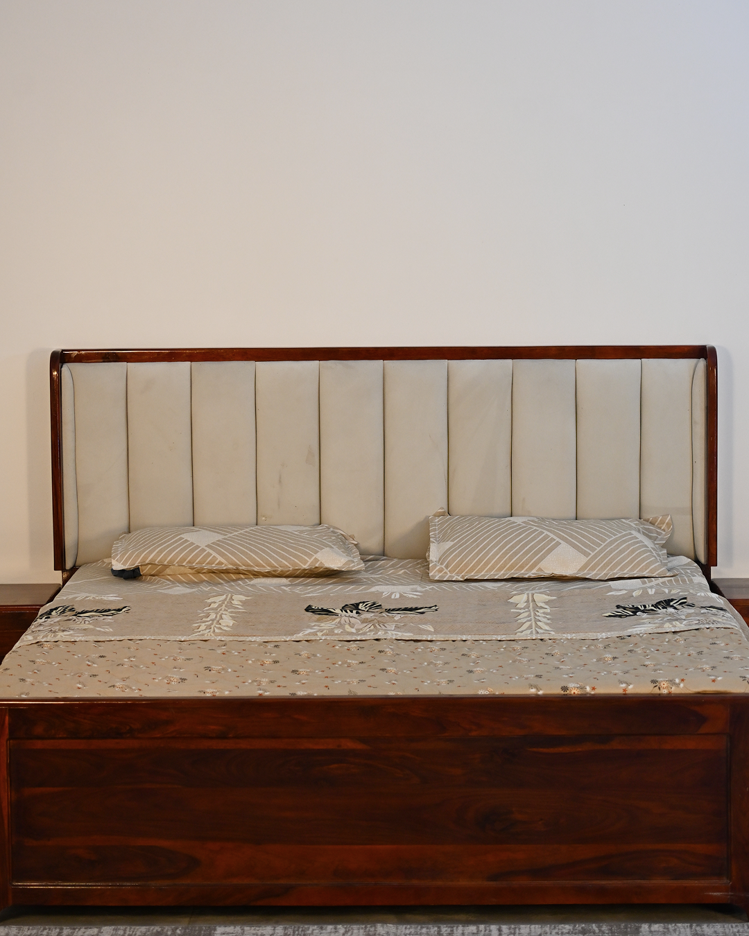 Classic Royal Bed