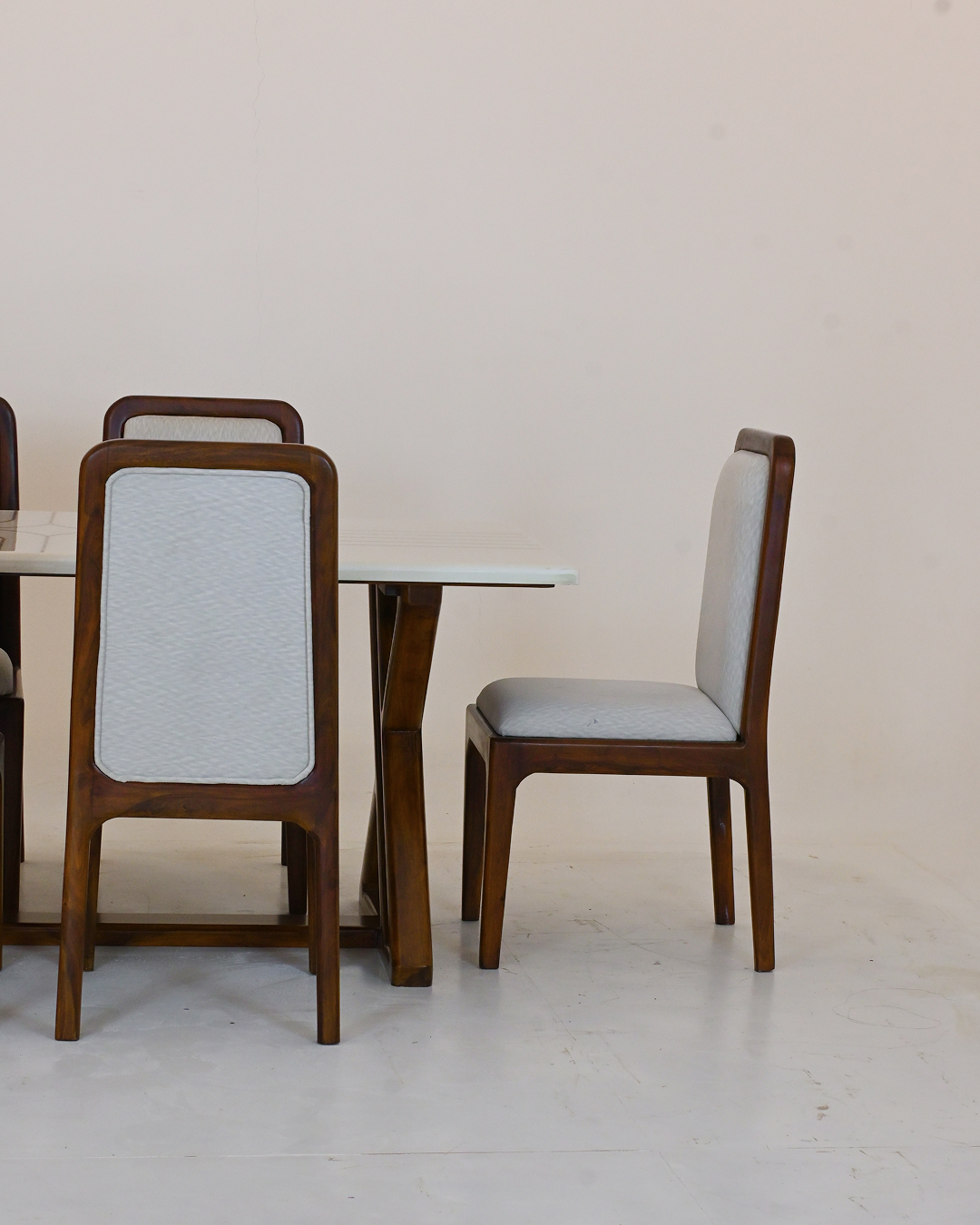 Arden Cross Dining