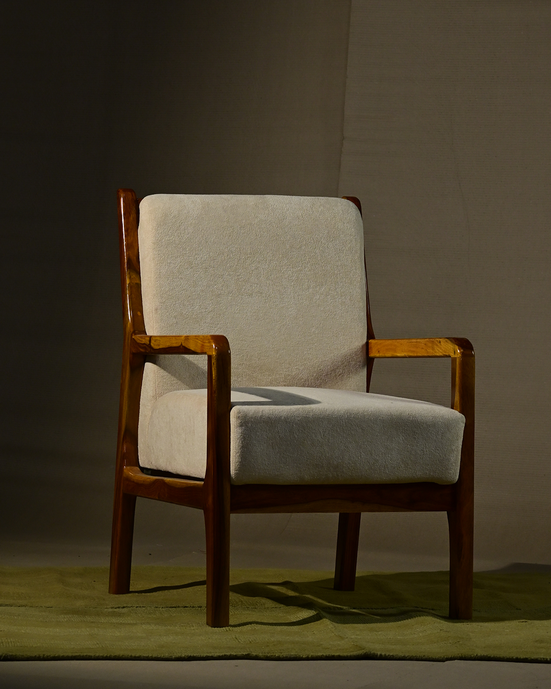 The Sinatra Studio Chair