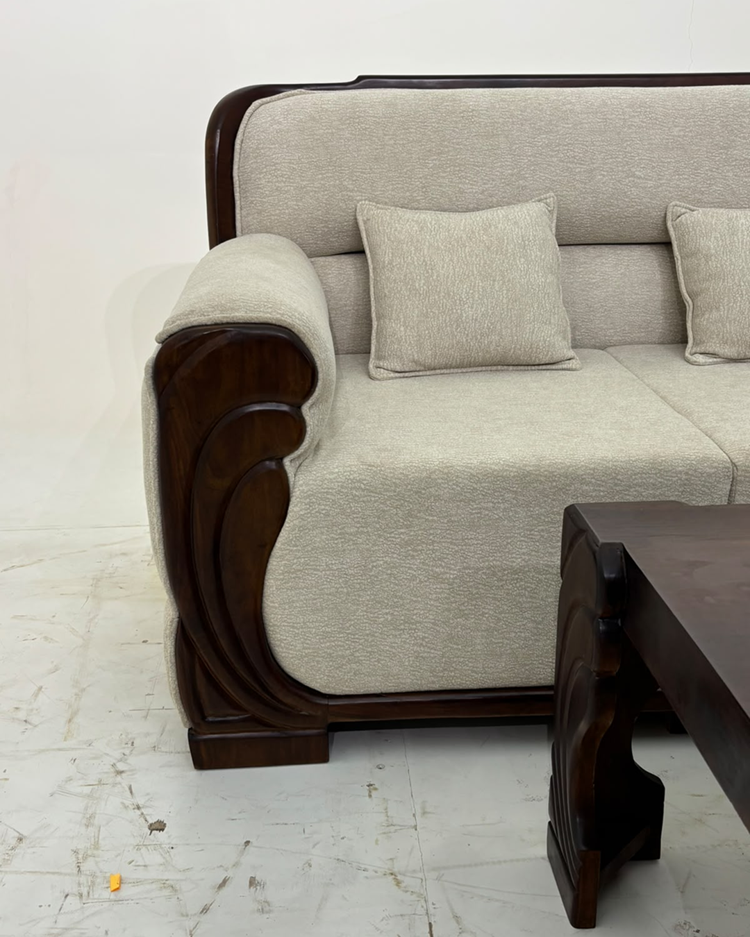 The Grand Estate L-Sofa