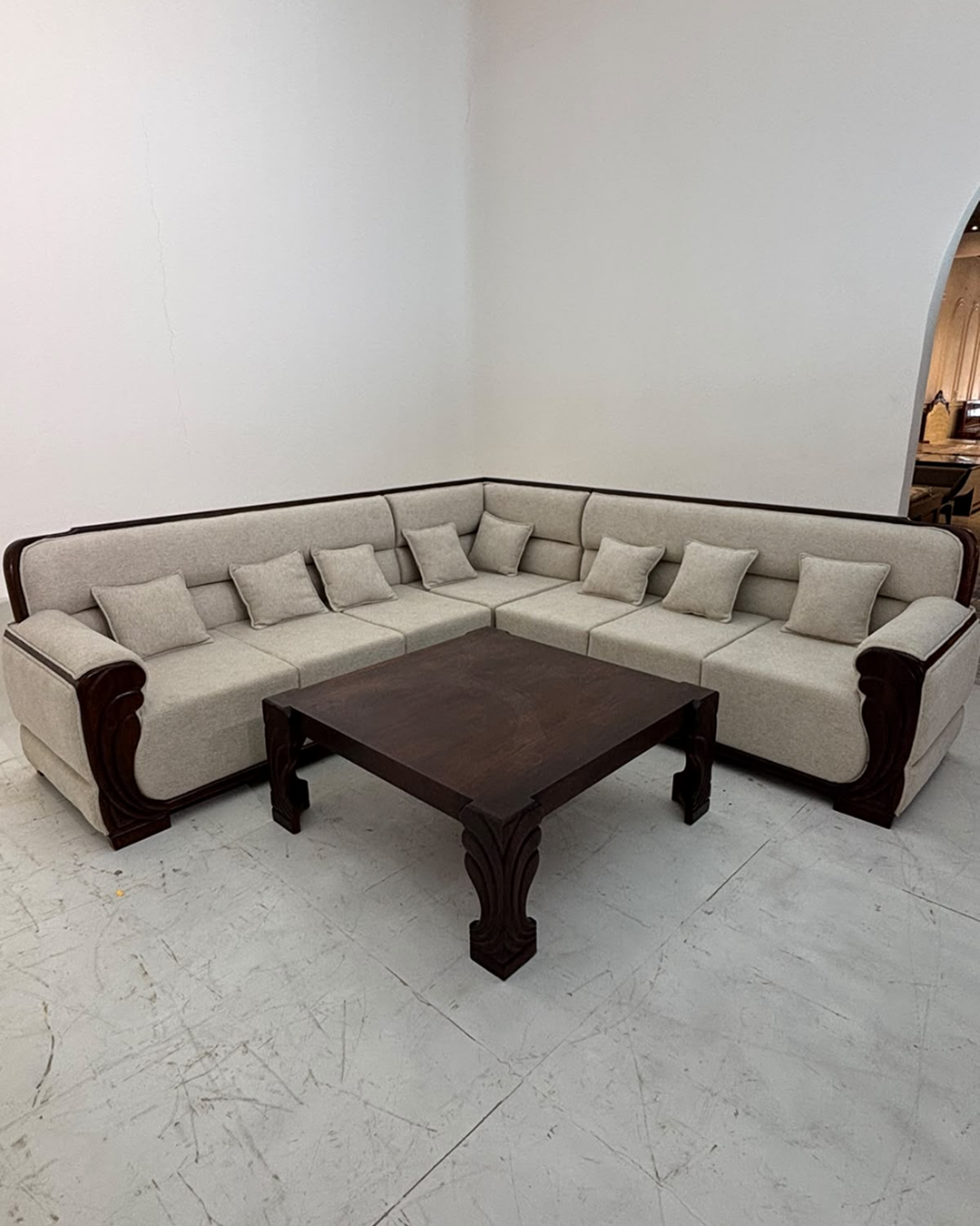 The Grand Estate L-Sofa