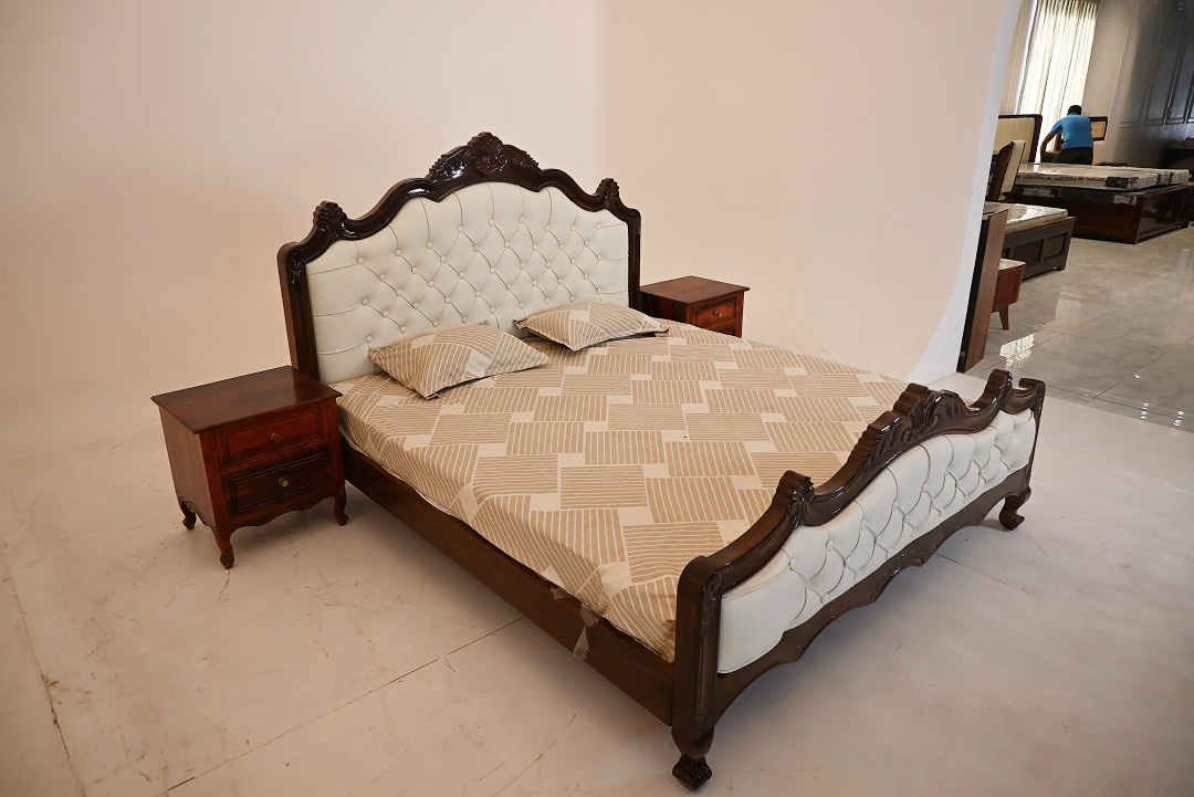 Maharani Classic Bed