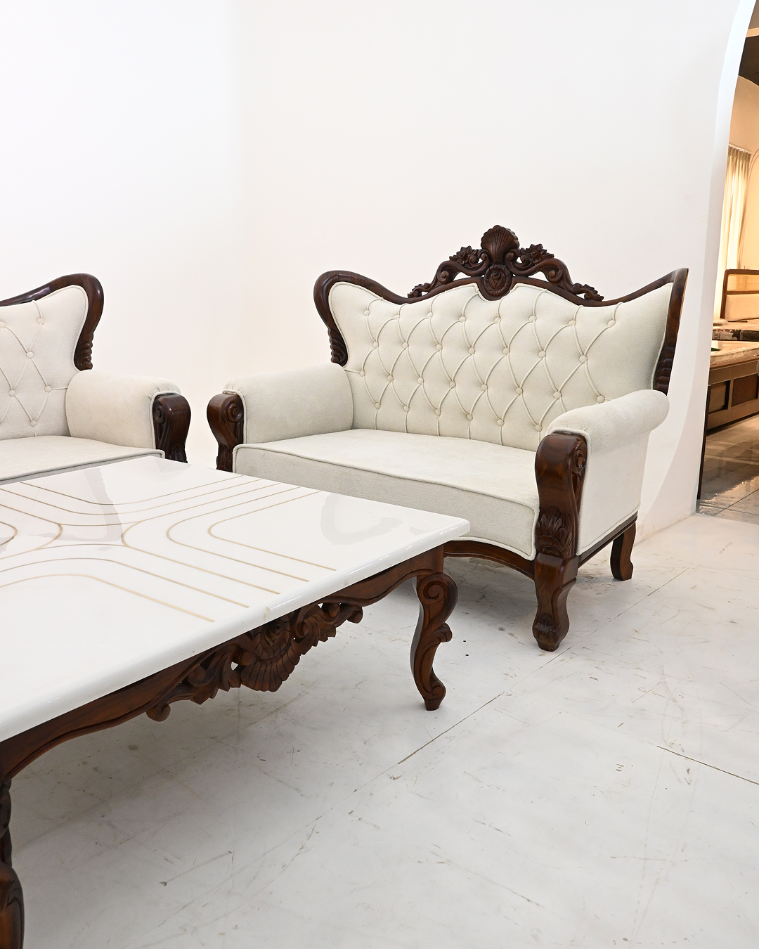 Royal Majesty Sofa